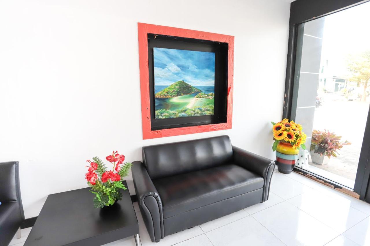 C Tower Hotel Surat Thani Zewnętrze zdjęcie